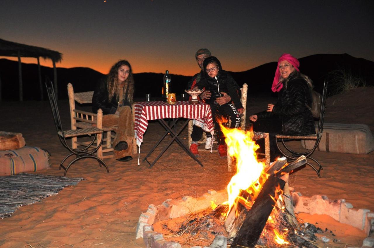 Tuareg Luxury Camp Hotel เมอร์ซูกา ภายนอก รูปภาพ